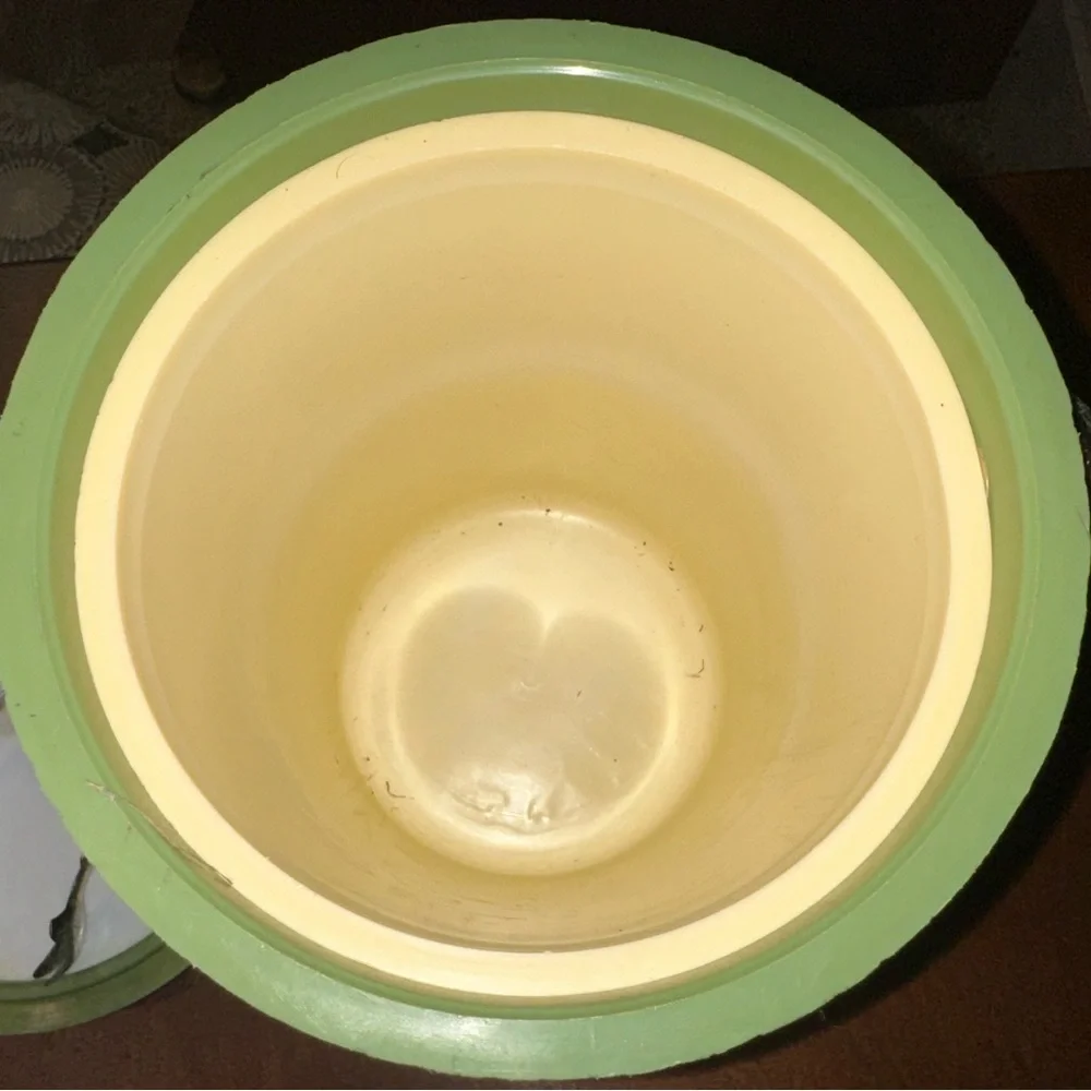 Vintage Mid Century Plastic Faux Wood Grain Cocktail Ice Bucket‎ Green Grapes